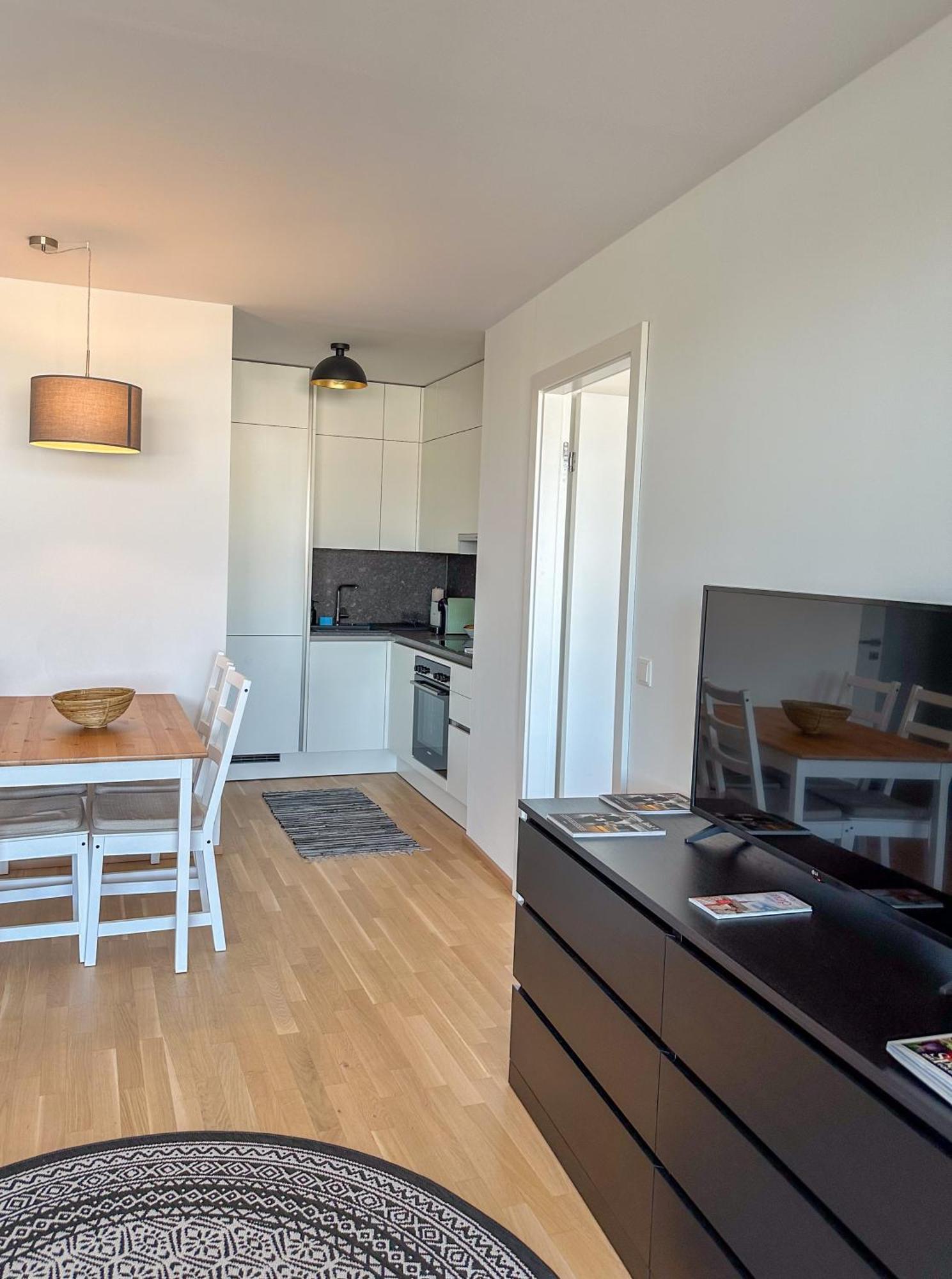 Vienna Sunny Side Up Apartments מראה חיצוני תמונה