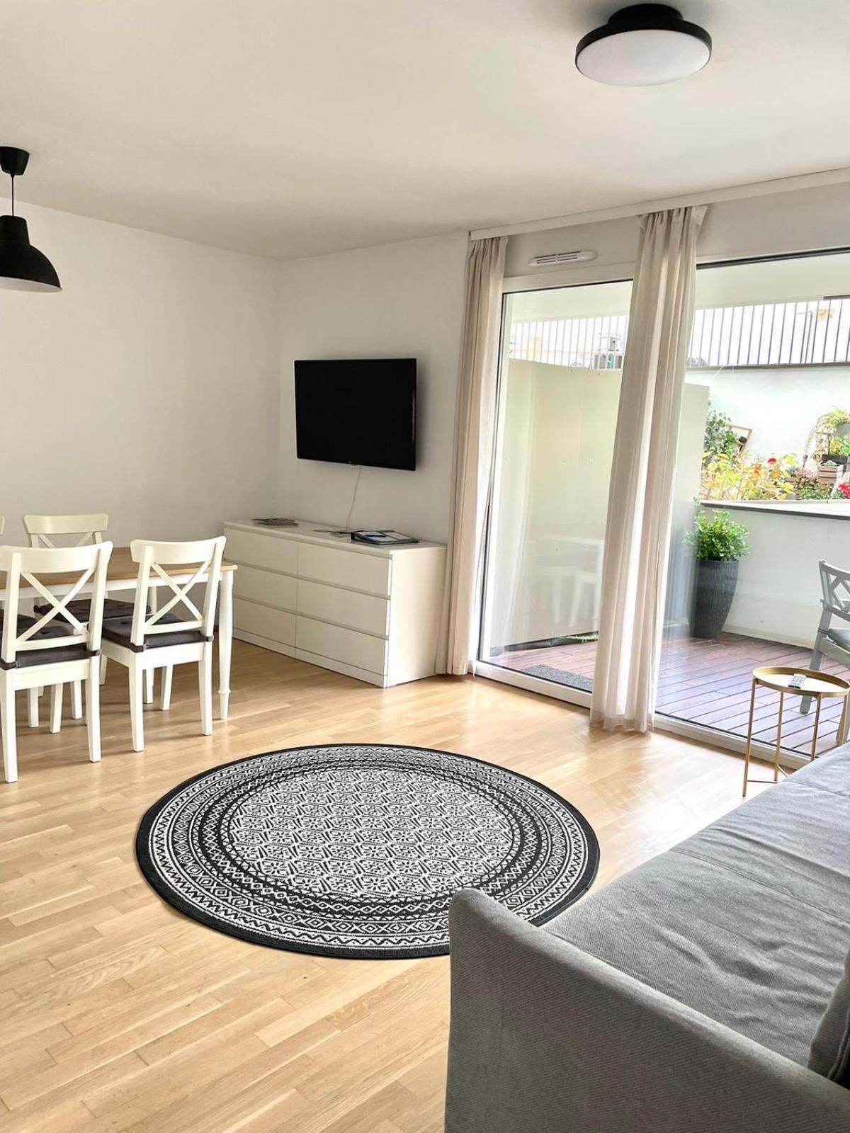 Vienna Sunny Side Up Apartments מראה חיצוני תמונה